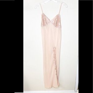 Vintage Victoria’s Secret Full Length Night Gown